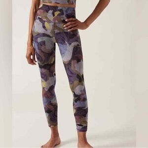 Athleta Salutation Stash Pocket 7/8 Leggings
